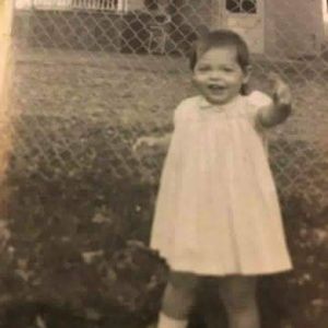 Meet your Posher, Debbie